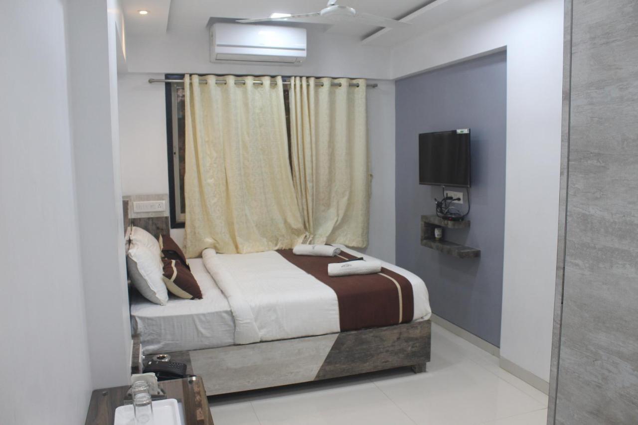 Hotel Park Inn Andheri West Mumbai Exterior foto
