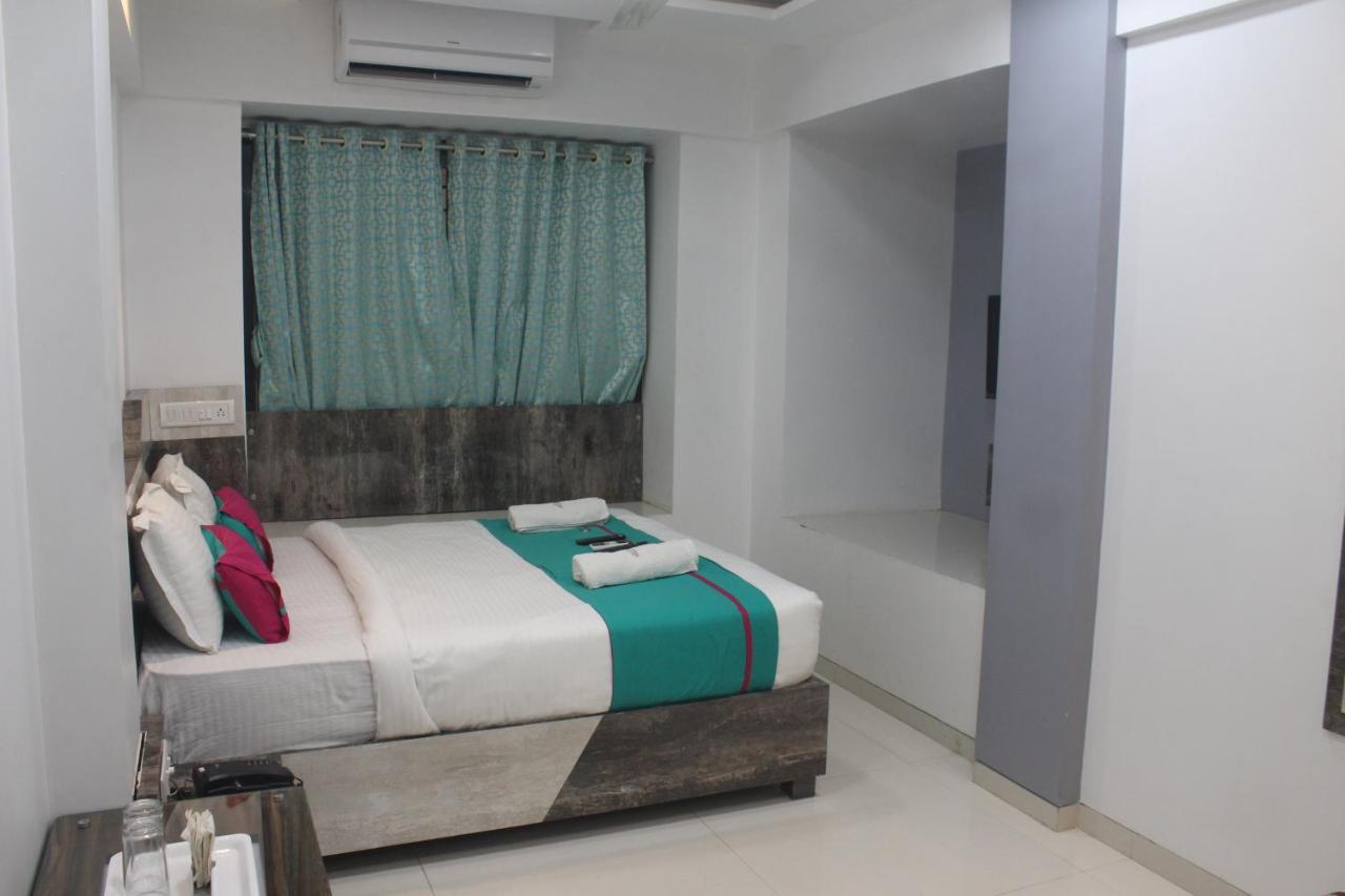 Hotel Park Inn Andheri West Mumbai Exterior foto